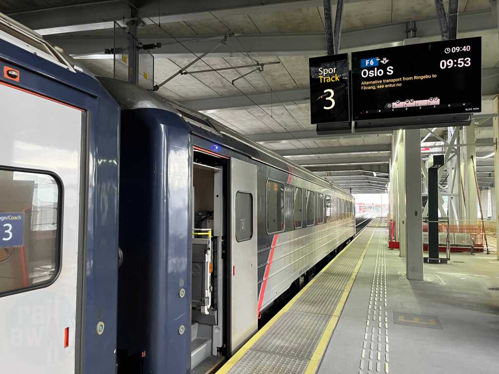 Trondheim 🇳🇴 to Oslo 🇳🇴 – a winter escape across Norway on the Dovre railway!