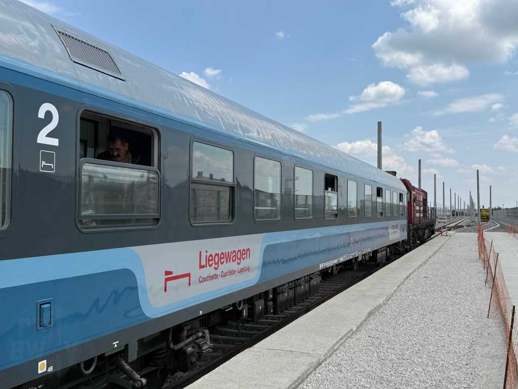 Optima Express - Europe's Longest Train Journey from Villach 🇦🇹 to ...