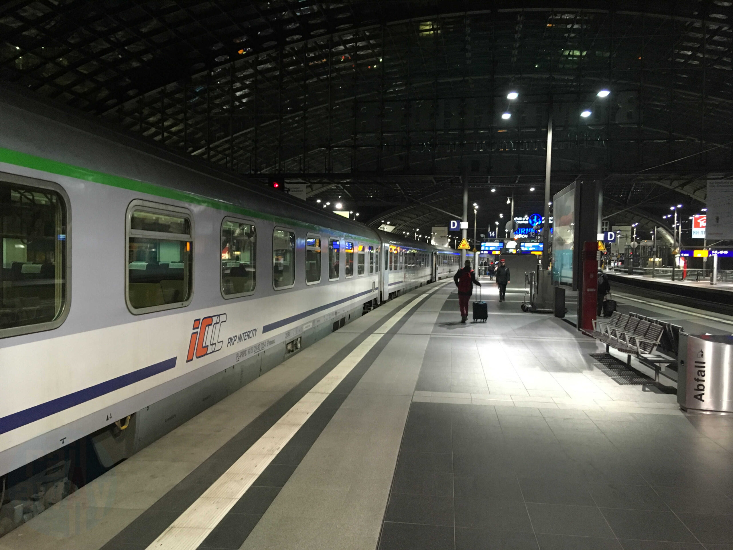 Travel Moments: The Train Meal That Changed How I Travel