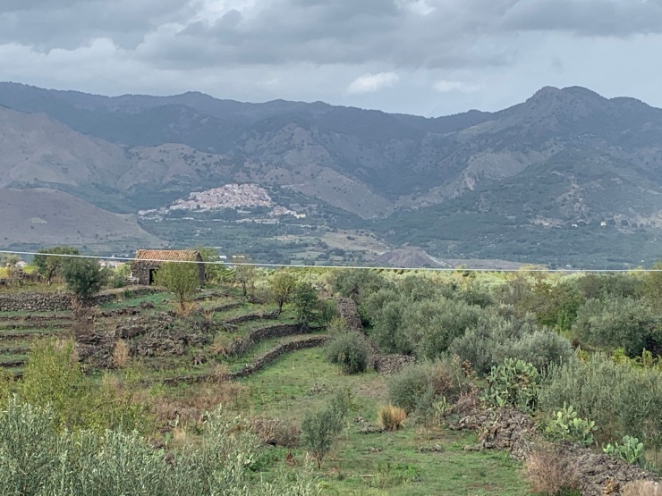 View from the train over the mountainous scenery between Randazzo and Riposto.